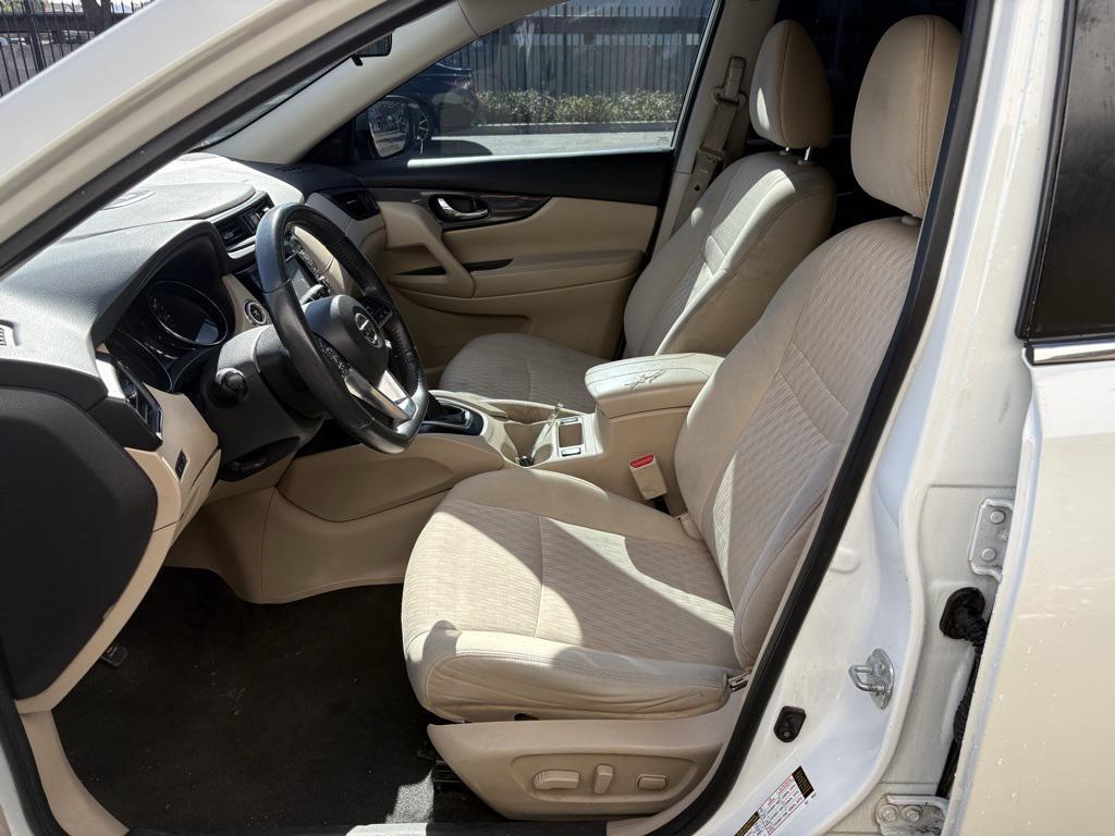 used 2017 Nissan Rogue car