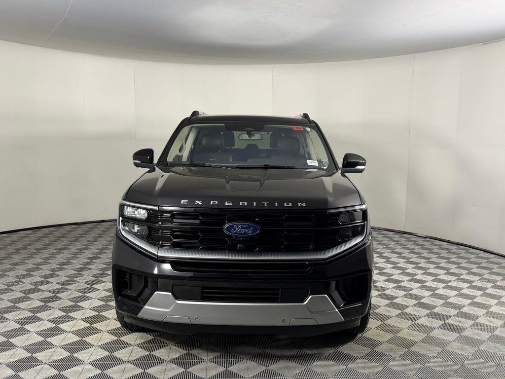 used 2025 Ford Expedition car, priced at $64,973