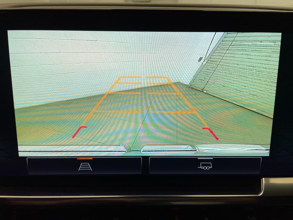 used 2024 GMC Sierra 1500 car, priced at $43,973