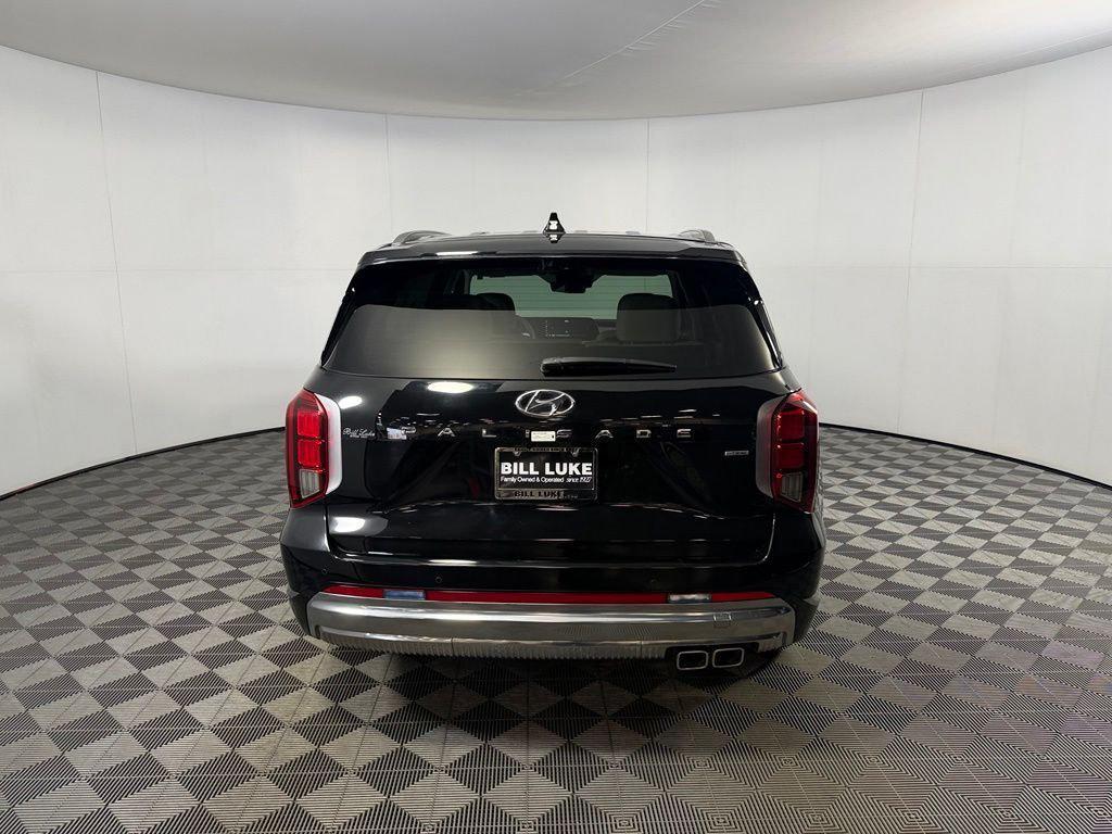used 2025 Hyundai Palisade car, priced at $44,072