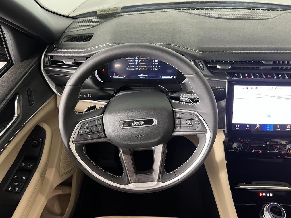 used 2024 Jeep Grand Cherokee car, priced at $32,873