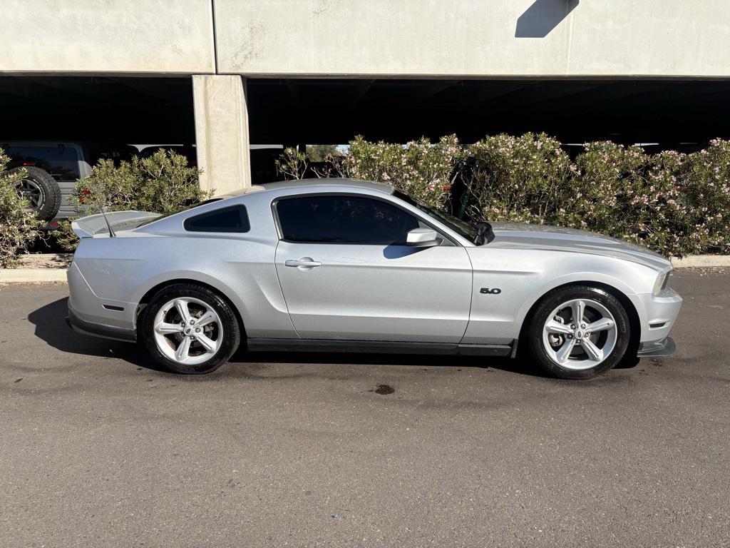 used 2011 Ford Mustang car