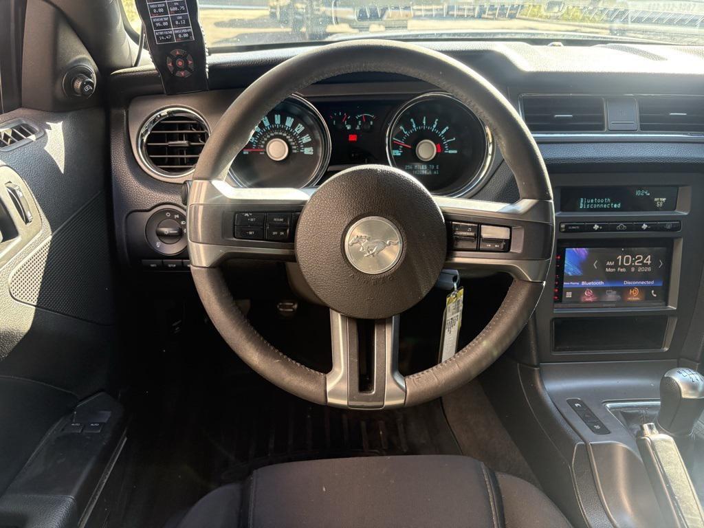 used 2011 Ford Mustang car