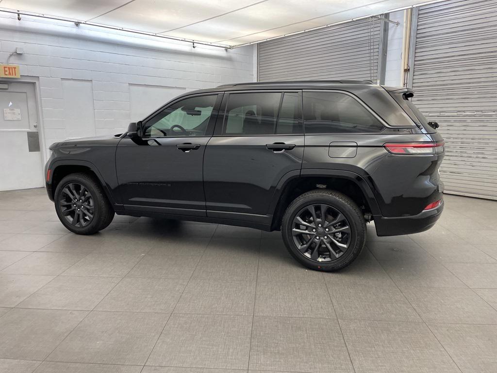 new 2026 Jeep Grand Cherokee car, priced at $49,173