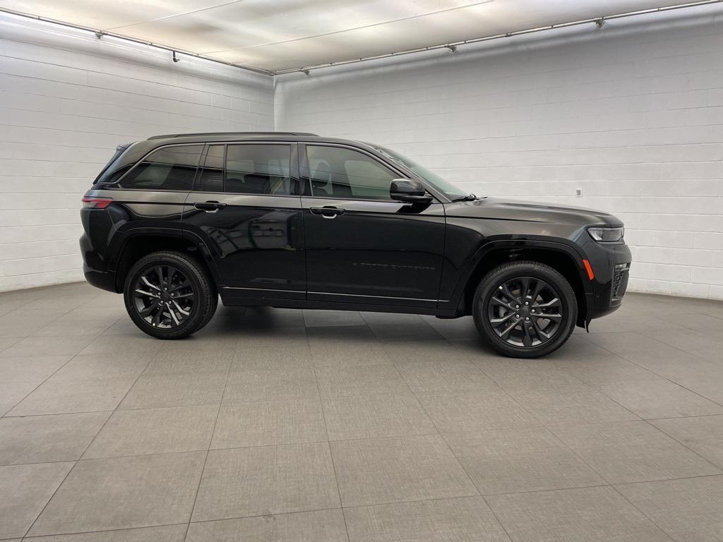 new 2026 Jeep Grand Cherokee car, priced at $49,173