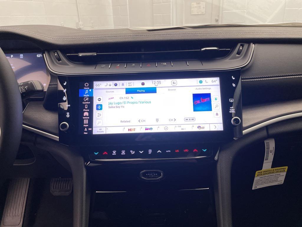 new 2026 Jeep Grand Cherokee car, priced at $49,173