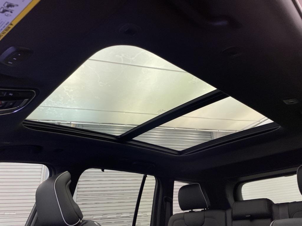 new 2025 Jeep Grand Cherokee car, priced at $59,503