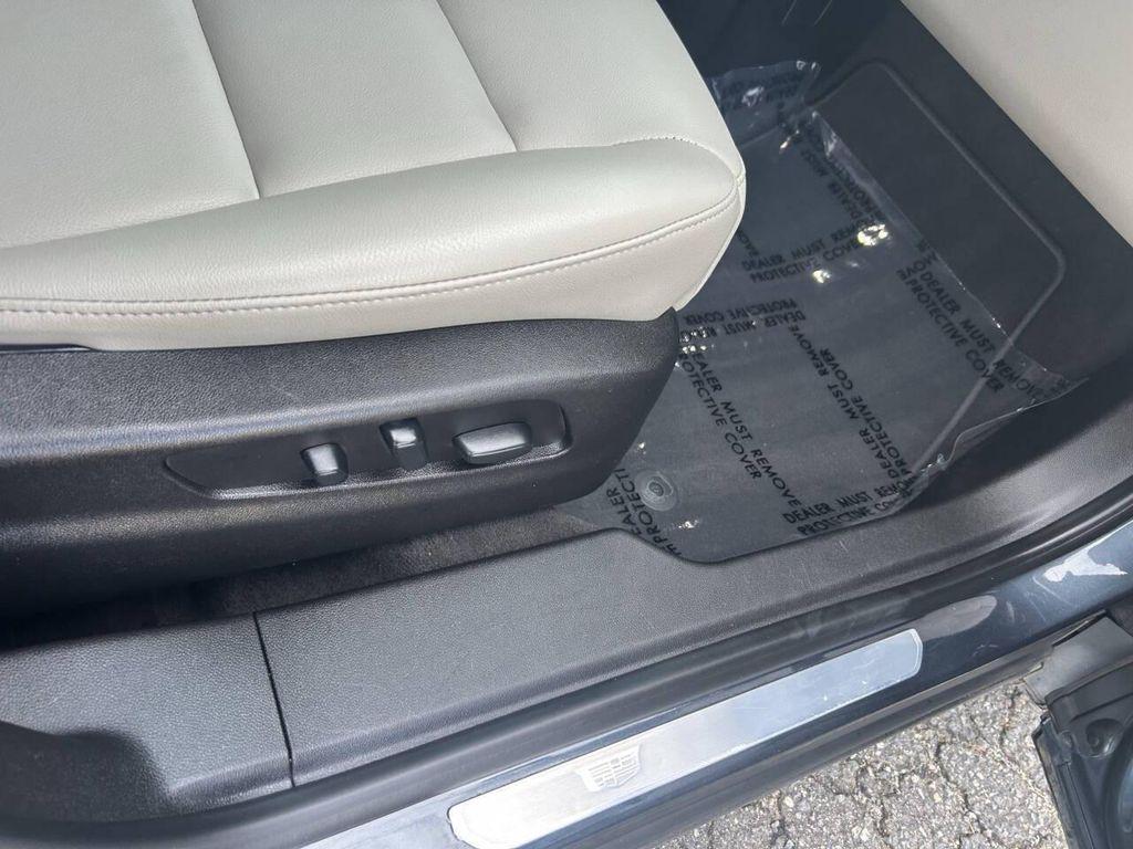 used 2019 Cadillac XT4 car, priced at $12,989