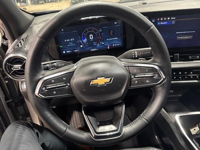 used 2025 Chevrolet Equinox car, priced at $26,398