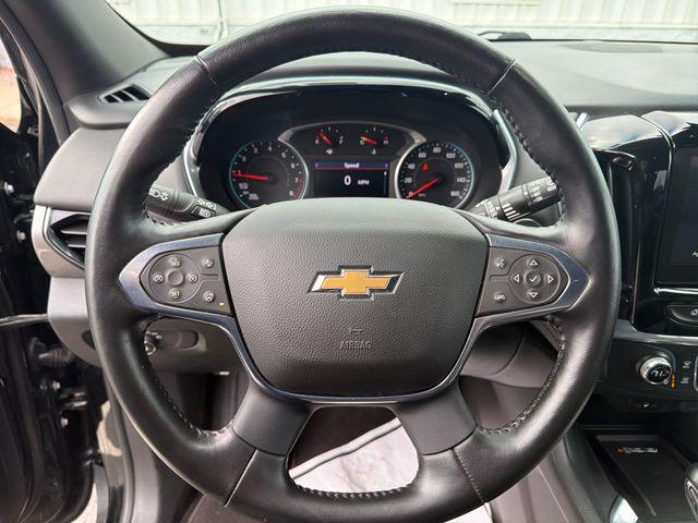 used 2022 Chevrolet Traverse car, priced at $23,998