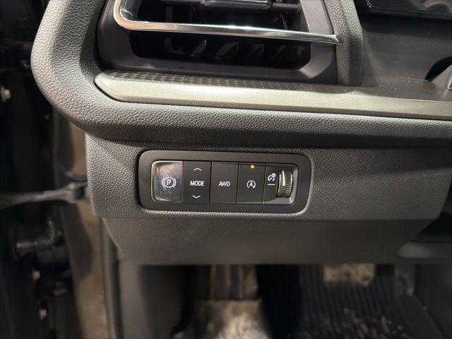 new 2026 Chevrolet Traverse car, priced at $46,976