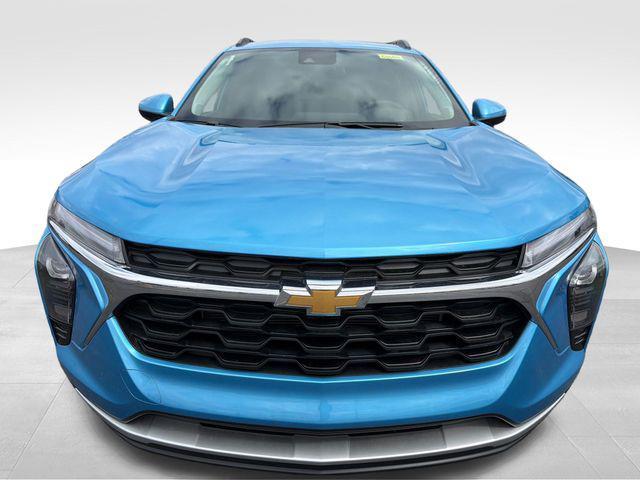 new 2026 Chevrolet Trax car, priced at $27,008