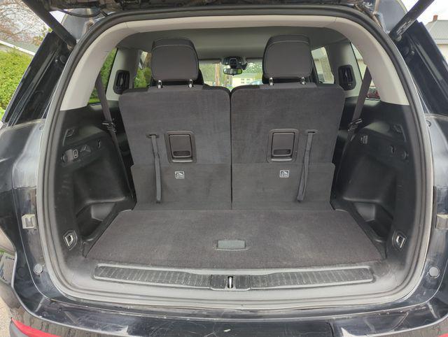 used 2023 Jeep Grand Cherokee L car, priced at $26,899