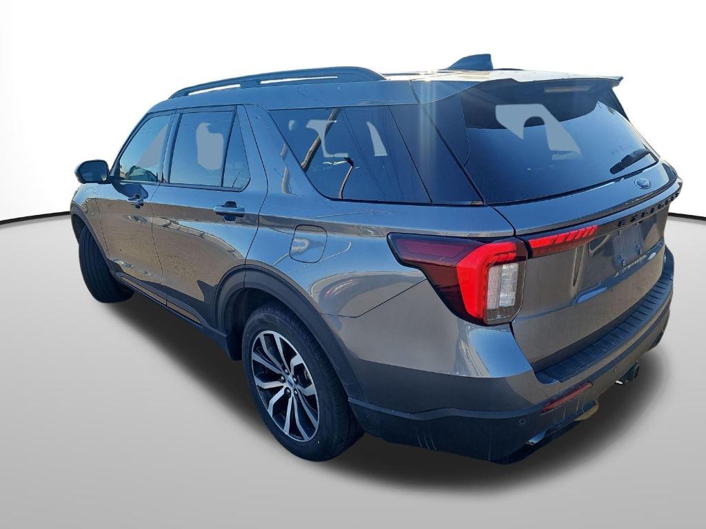 used 2025 Ford Explorer car, priced at $39,484