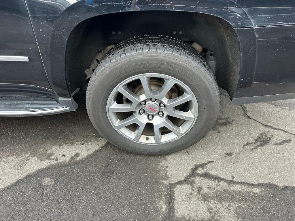 used 2020 GMC Yukon XL car, priced at $32,912