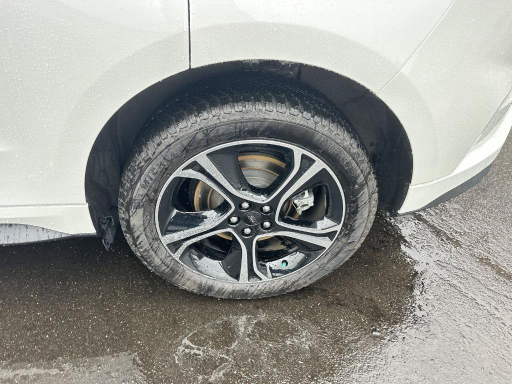 used 2022 Ford Edge car, priced at $22,320