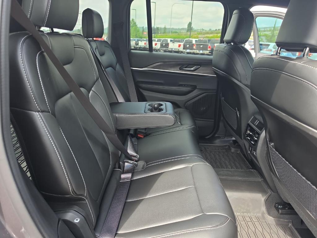 used 2025 Jeep Grand Cherokee car, priced at $36,573