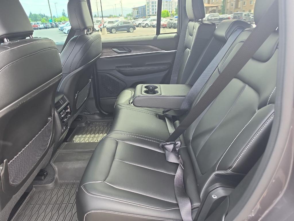 used 2025 Jeep Grand Cherokee car, priced at $36,573