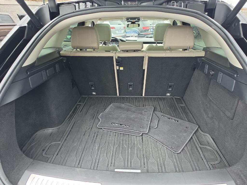 used 2018 Land Rover Range Rover Velar car, priced at $20,895