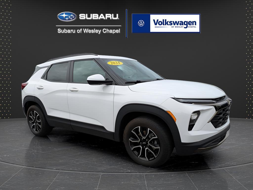 used 2024 Chevrolet TrailBlazer car, priced at $24,856
