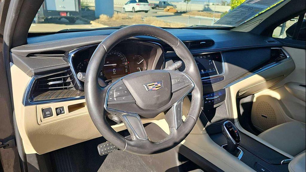 used 2019 Cadillac XT5 car, priced at $17,699
