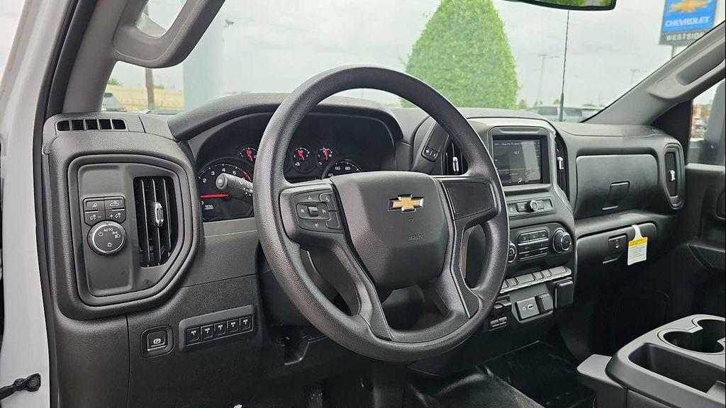 new 2024 Chevrolet Silverado 2500 car, priced at $47,948