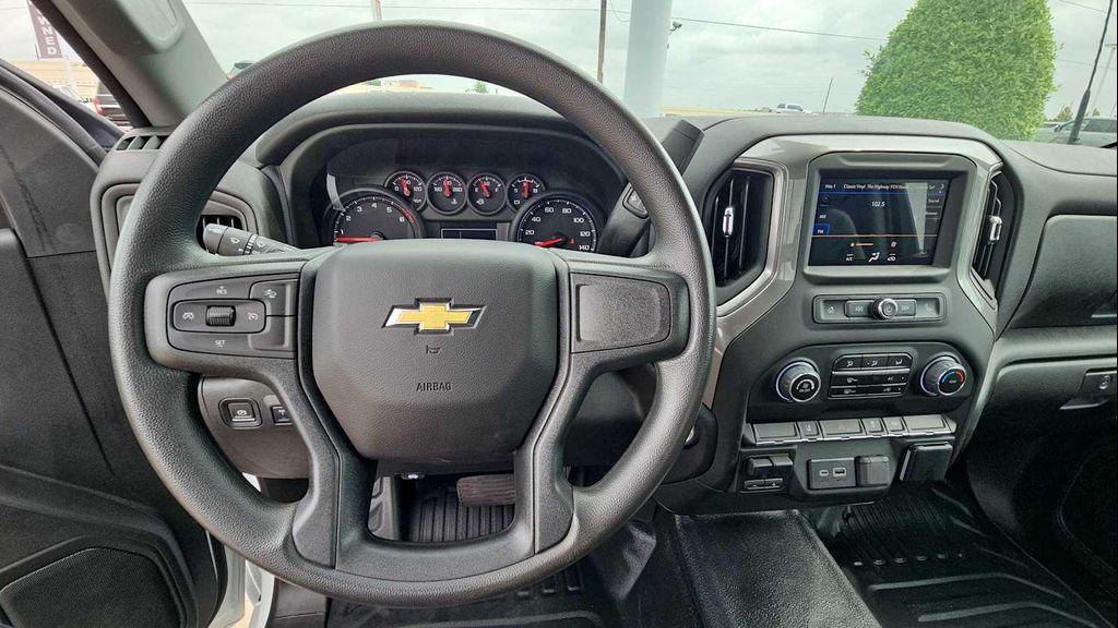 new 2024 Chevrolet Silverado 2500 car, priced at $47,948
