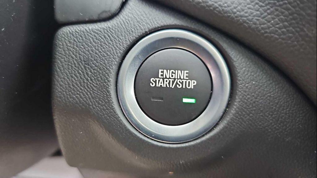 used 2023 Chevrolet Equinox car, priced at $24,091