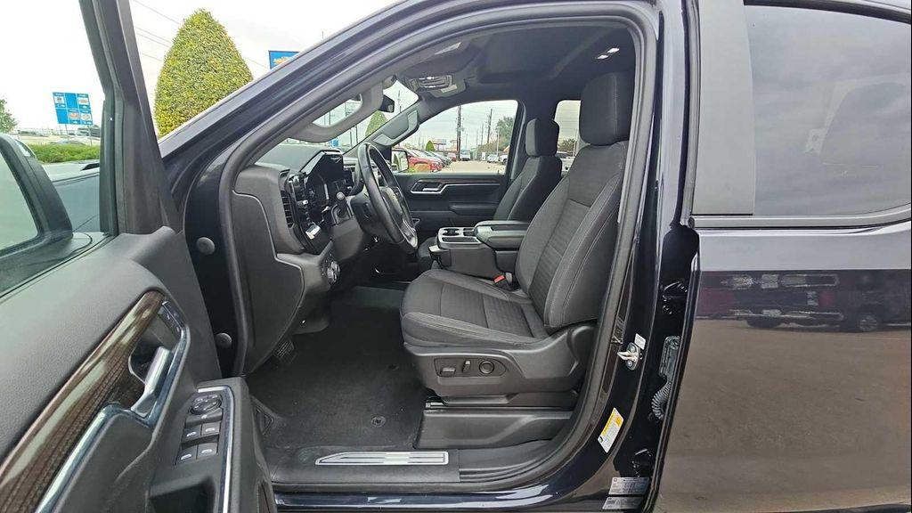 used 2023 Chevrolet Silverado 1500 car, priced at $34,991