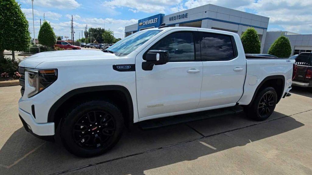 used 2023 GMC Sierra 1500 car, priced at $46,899