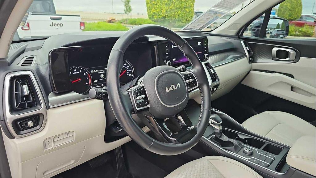 used 2022 Kia Sorento car, priced at $22,299