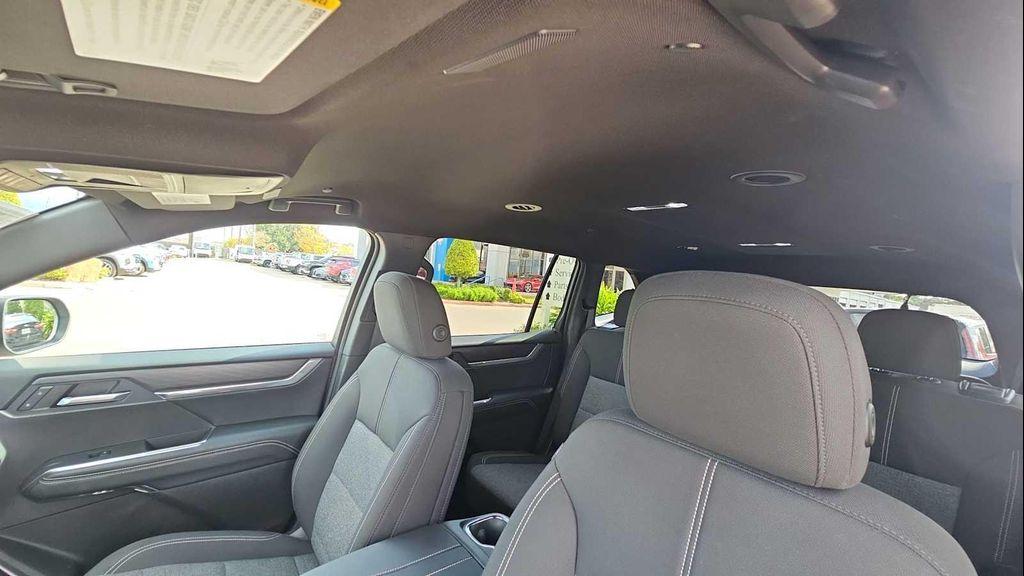 used 2025 GMC Acadia car, priced at $33,599