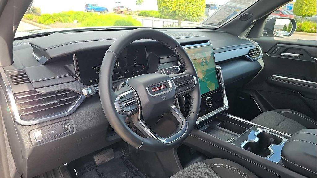 used 2025 GMC Acadia car, priced at $33,599