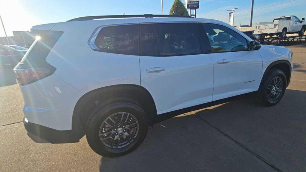 used 2025 GMC Acadia car, priced at $36,399
