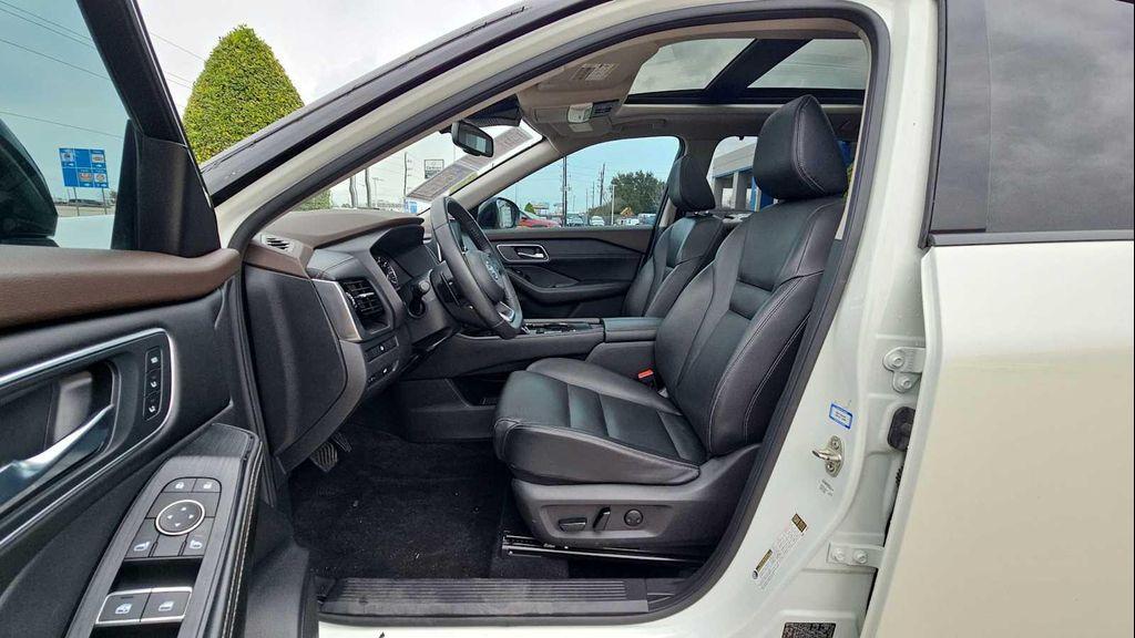 used 2021 Nissan Rogue car, priced at $22,991