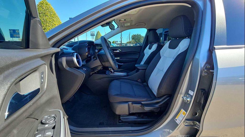 used 2025 Chevrolet Trax car, priced at $21,991