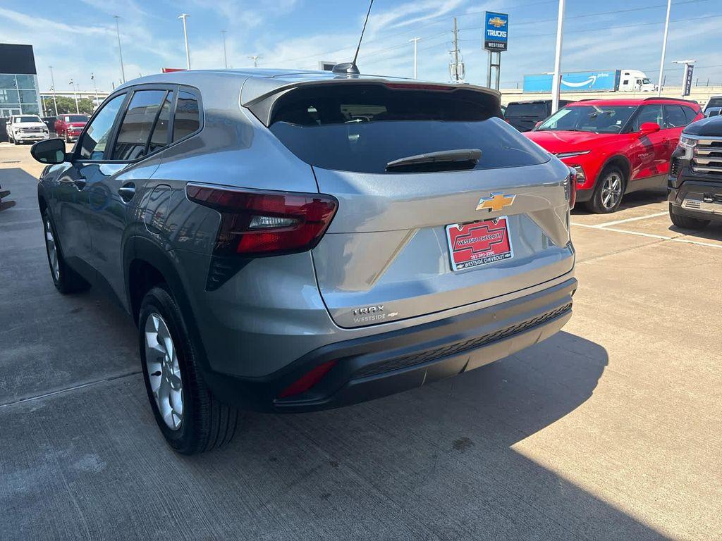 used 2025 Chevrolet Trax car, priced at $21,991