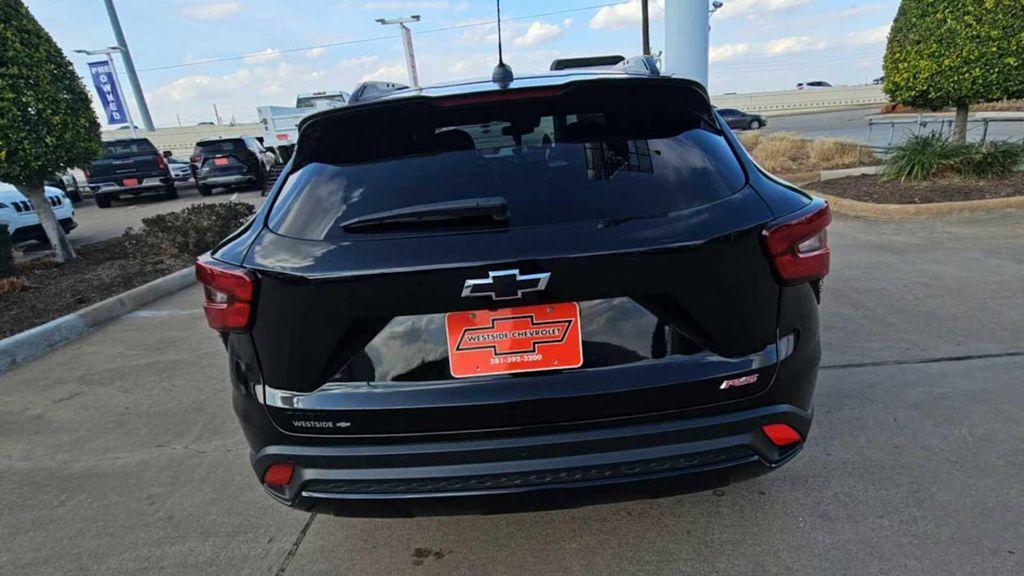 used 2024 Chevrolet Trax car, priced at $21,991