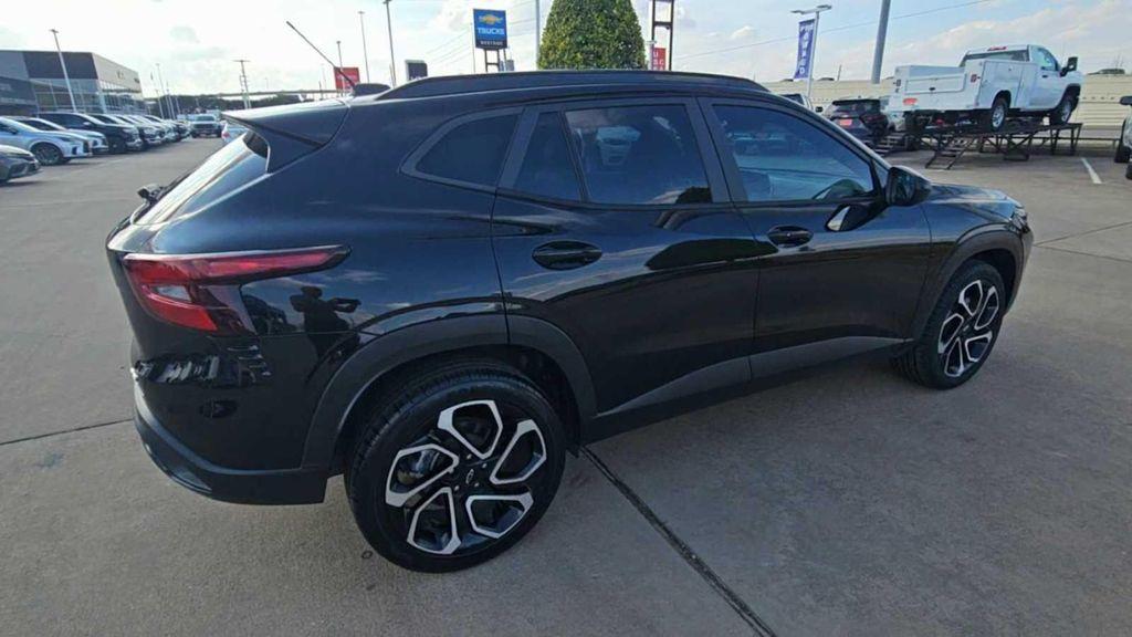 used 2024 Chevrolet Trax car, priced at $21,991