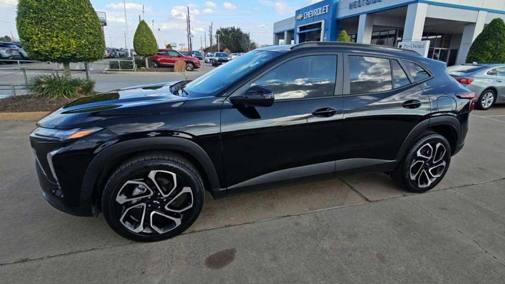 used 2024 Chevrolet Trax car, priced at $21,991