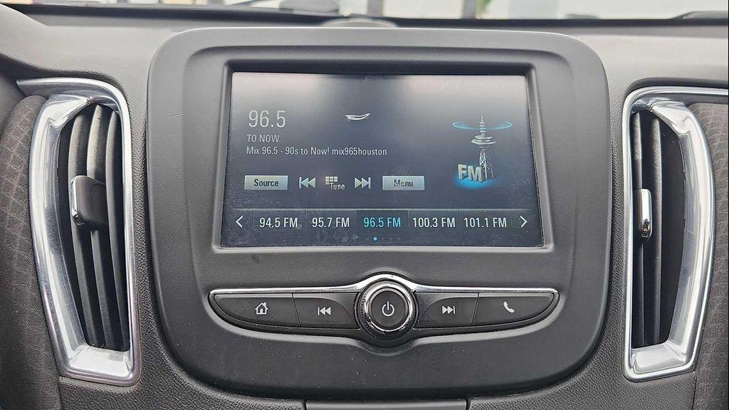 used 2018 Chevrolet Malibu car, priced at $13,991