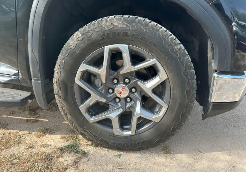 used 2022 GMC Sierra 1500 car, priced at $43,991