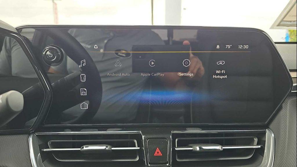 used 2024 Chevrolet TrailBlazer car, priced at $24,991