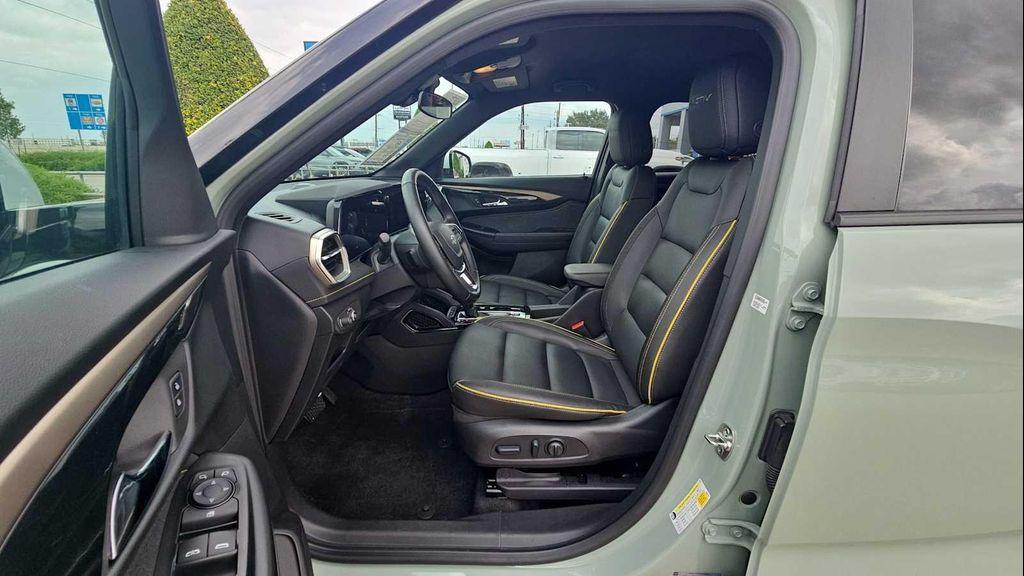 used 2024 Chevrolet TrailBlazer car, priced at $24,991
