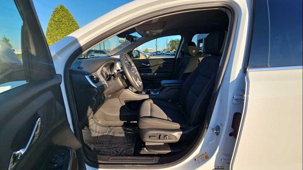 used 2023 GMC Acadia car, priced at $25,699