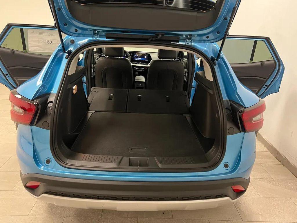 new 2026 Chevrolet Trax car, priced at $26,820