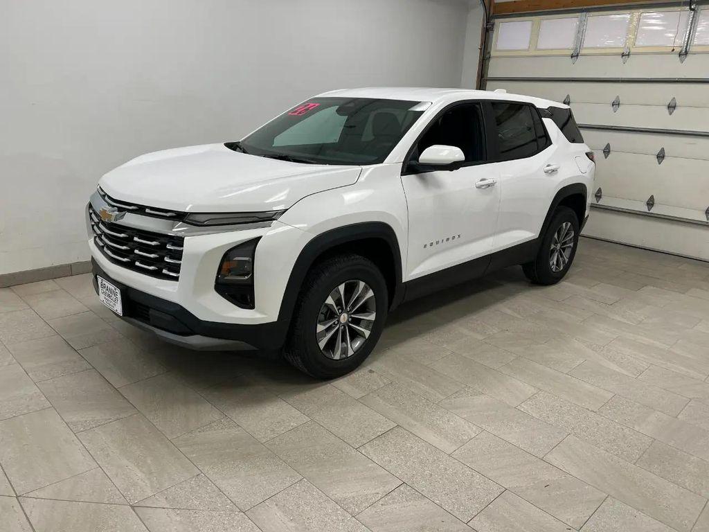 new 2026 Chevrolet Equinox car, priced at $34,115