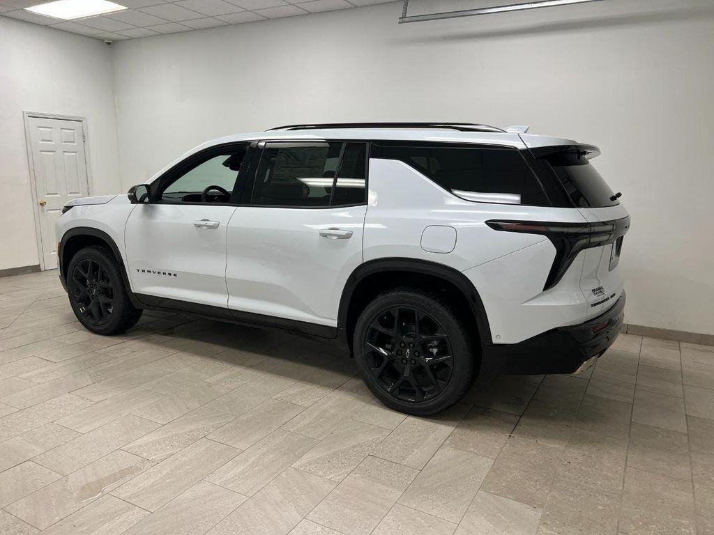 new 2026 Chevrolet Traverse car, priced at $62,885