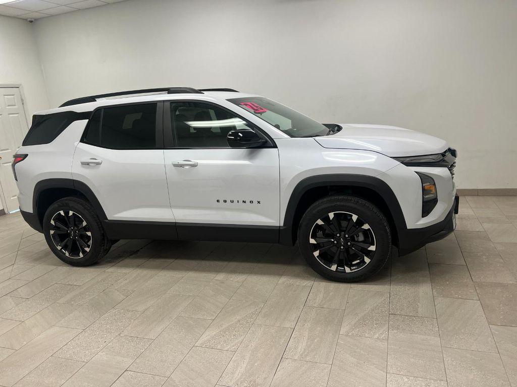 new 2026 Chevrolet Equinox car, priced at $36,430