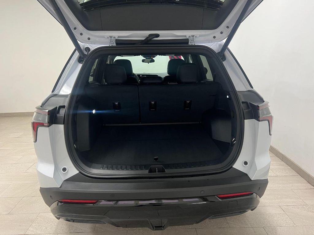 new 2026 Chevrolet Equinox car, priced at $36,430